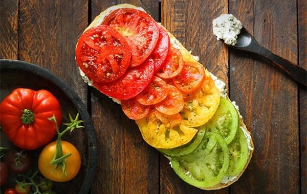 Khám phá bí mật dinh dưỡng trong màu sắc của quả cà chua - Anh 1