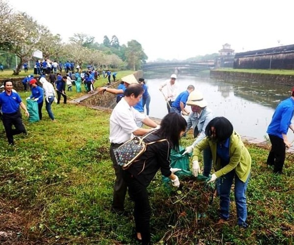 Thủ tướng gửi thư biểu dương việc làm Huế đẹp hơn, thơ mộng hơn - Anh 1