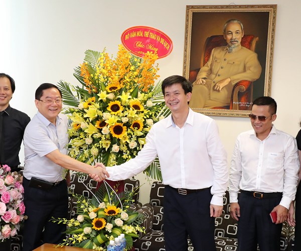 Thứ trưởng Lê Quang Tùng chúc mừng các cơ quan báo chí nhân Ngày Báo chí cách mạng Việt Nam - Anh 2