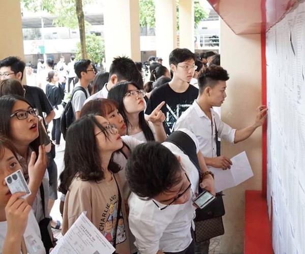 Hôm nay, gần 900.000 thí sinh làm thủ tục dự thi THPT quốc gia 2019 - Anh 5
