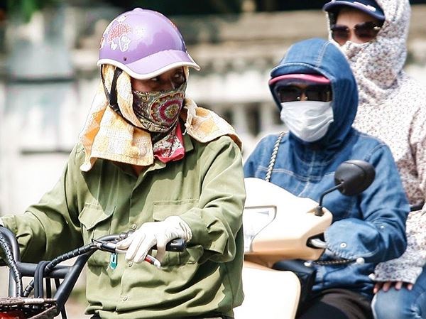 Thời tiết ngày 28.6: Nắng nóng gay gắt tiếp tục bao trùm Bắc và Trung Bộ, Hà Nội trên 40oC - Anh 1