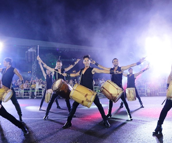 Le hoi carnival duong pho– DIFF 2019- dem thu 5 cuong nhiet - Anh 3