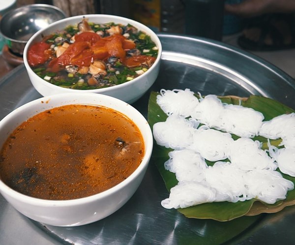 Bún ốc - thứ quà ăn tinh tế của con người Hà Nội - Anh 1