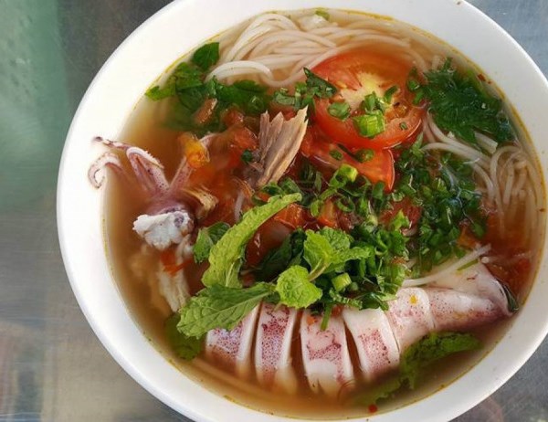Bún mực lạ miệng ở vùng đất 