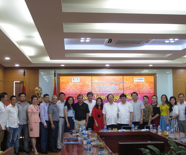 Kịch hát “Ngàn năm mây trắng”: Kết hợp nhiều loại hình sân khấu truyền thống trong một vở diễn - Anh 2