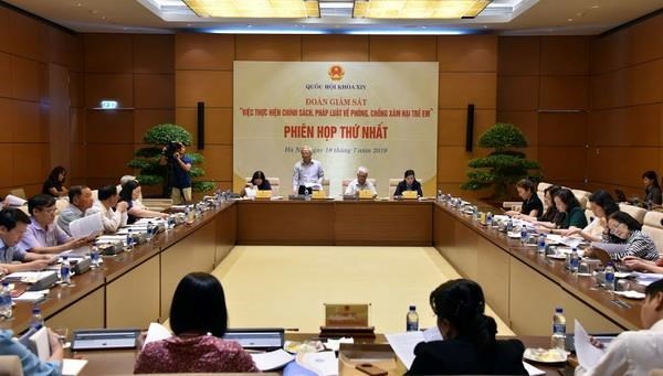 Đoàn giám sát phòng, chống xâm hại trẻ em họp phiên thứ nhất - Anh 1