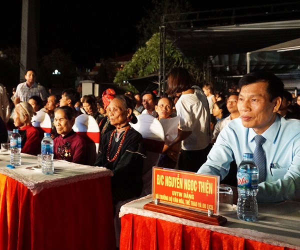 "Cung đường bất tử" : Tri ân các anh hùng liệt sĩ - ảnh 2