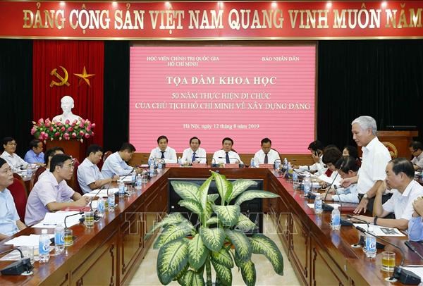 Di chúc Bác Hồ: Tầm nhìn vượt thời gian về xây dựng Đảng - Anh 1