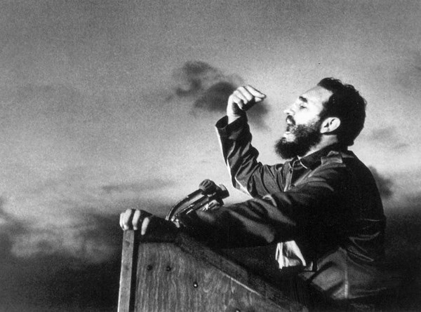 Cuba trưng bày các tác phẩm châu Á tôn vinh lãnh tụ Fidel Castro - Anh 1