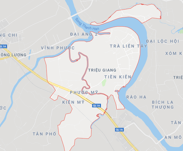 Xe máy bất ngờ đâm vào cột báo hiệu giao thông, 3 người thương vong - Anh 1