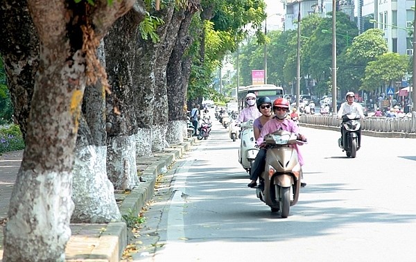 Thời tiết 12.9: Hà Nội ngày nắng, tối có mưa giông - Anh 1