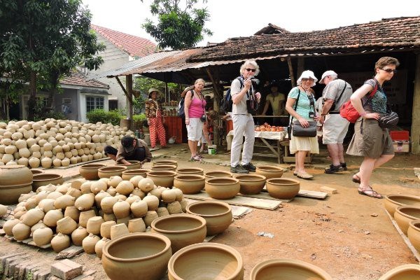 Nghề gốm Thanh Hà trở thành Di sản văn hóa phi vật thể quốc gia - Anh 1