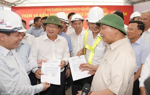 Thủ tướng thị sát, đốc thúc dự án cao tốc Trung Lương-Mỹ Thuận - Anh 2