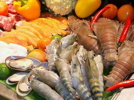 Những thức uống không nên kết hợp khi ăn hải sản - Anh 2