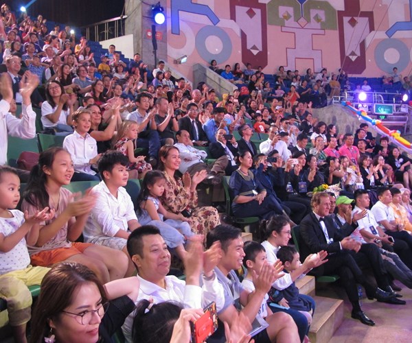 Liên hoan Xiếc quốc tế 2019: Cơ hội để được xem những pha trình diễn xiếc ngoạn mục - Anh 8