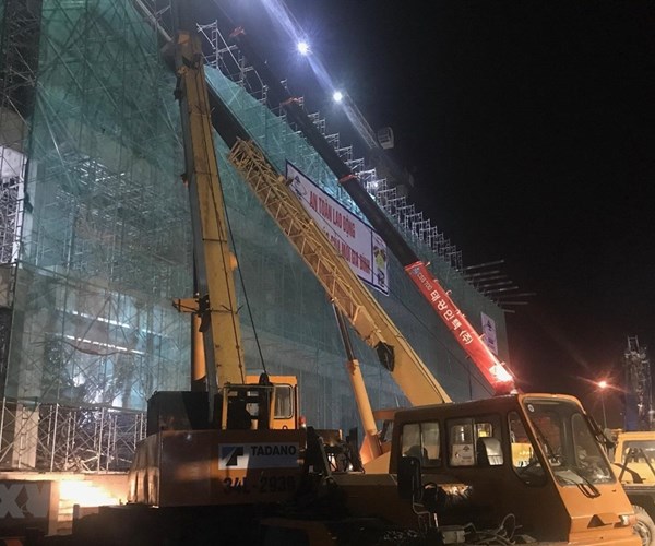 Hải Dương: Sập giàn giáo công trường, 5 công nhân gặp nạn - Anh 1