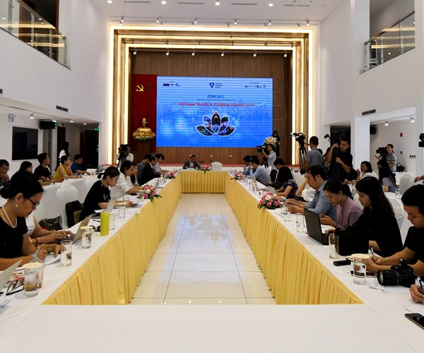 Diễn đàn cấp cao du lịch Việt Nam 2019: Để du lịch Việt Nam thực sự cất cánh - Anh 1