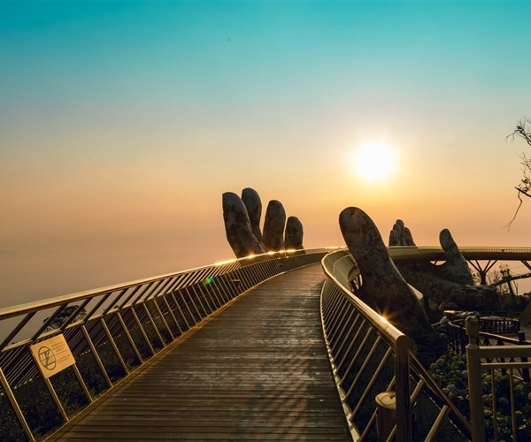 Bà Nà Hills & hành trình lột xác cùng du lịch Đà Nẵng - Anh 3
