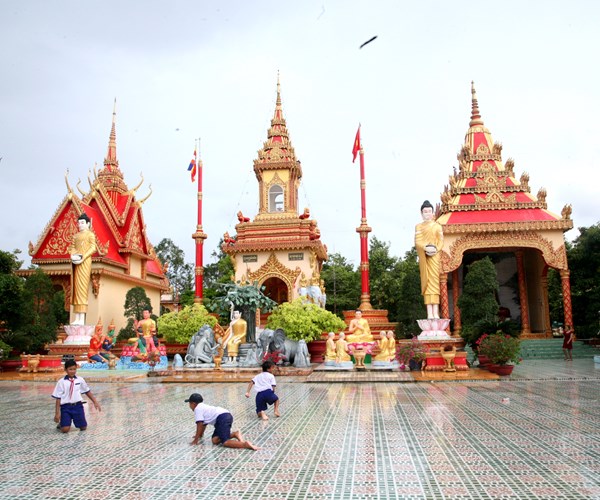 Xiêm Cán- ngôi chùa lộng lẫy nhất trong hệ thống chùa Khmer ở Nam Bộ - Anh 5