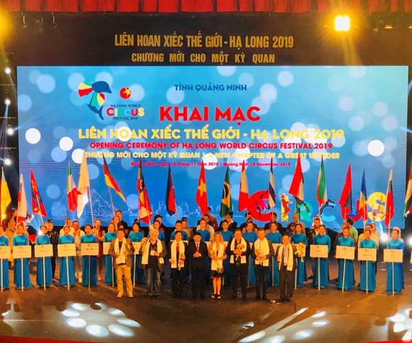 Hạ Long sôi động với Liên hoan Xiếc thế giới - Anh 2