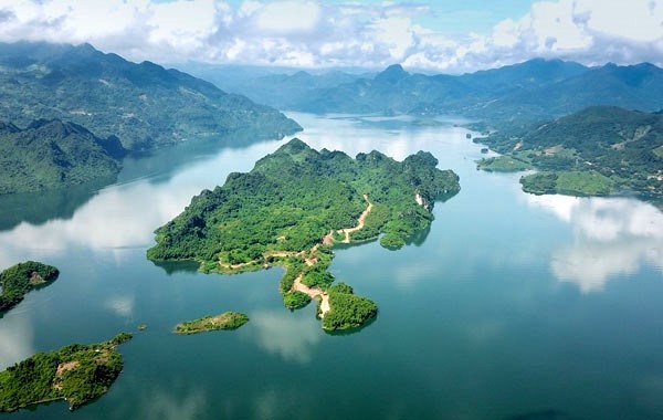 Lần đầu tiên tổ chức Tuần Văn hoá, Du lịch tỉnh Hoà Bình - Anh 3