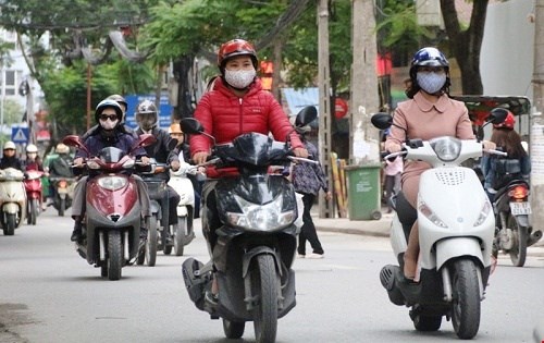 Bắc Bộ rét đậm có nơi dưới 16 oC, Trung Bộ mưa lớn - Anh 1