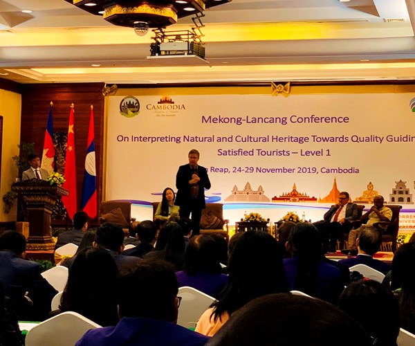 Nâng cao chất lượng hướng dẫn du lịch của khu vực Mekong - Lan Thương - Anh 1