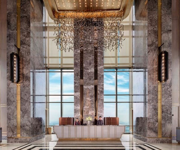 Vinpearl Luxury Hotel Landmark 81 là “Khách sạn hướng sông hàng đầu thế giới” - Anh 3