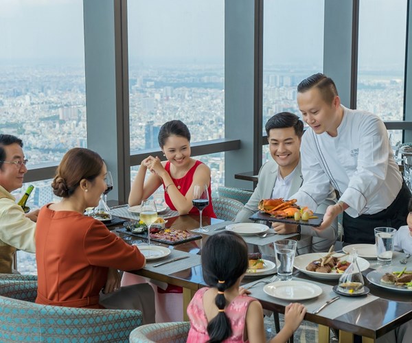 Vinpearl Luxury Hotel Landmark 81 là “Khách sạn hướng sông hàng đầu thế giới” - Anh 5