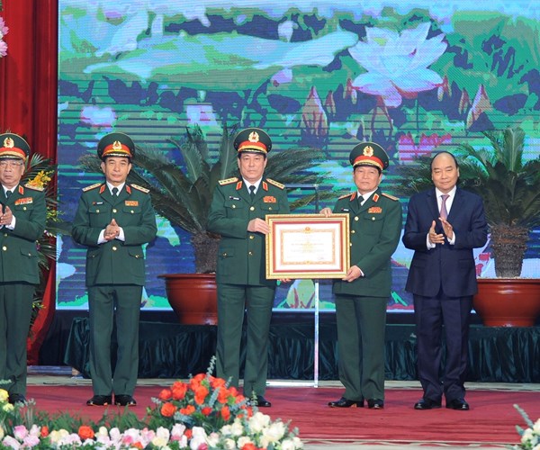 Thủ tướng: Tích cực, chủ động giữ vững môi trường hòa bình, ổn định để phát triển đất nước - Anh 3