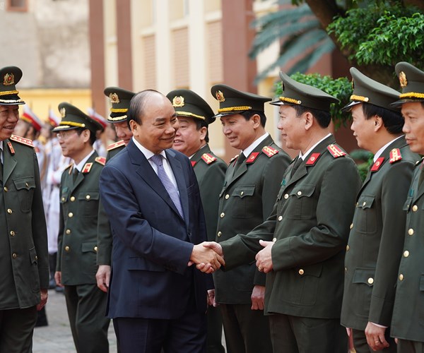 Thủ tướng: Phải giữ vững an ninh trật tự trong bất cứ tình huống nào - Anh 2