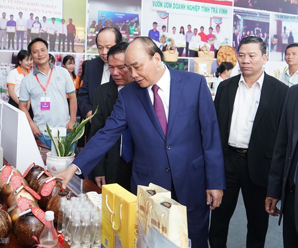 Thủ tướng dự Hội nghị xúc tiến đầu tư Trà Vinh 2020 - Anh 1