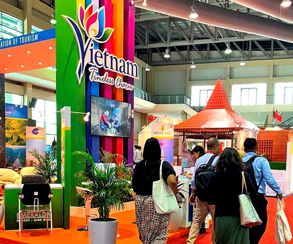Ấn tượng gian hàng của Du lịch Việt Nam tại Travex - Anh 1