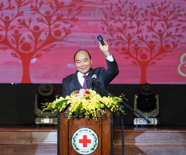 Thủ tướng: ‘Hãy trao yêu thương để nhận về hạnh phúc’ - Anh 1