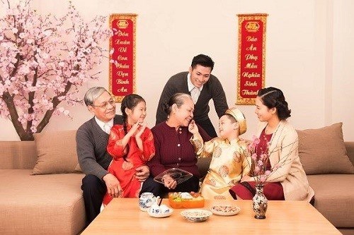 Những bài học cần dạy trẻ về văn hóa ngày Tết - Anh 2