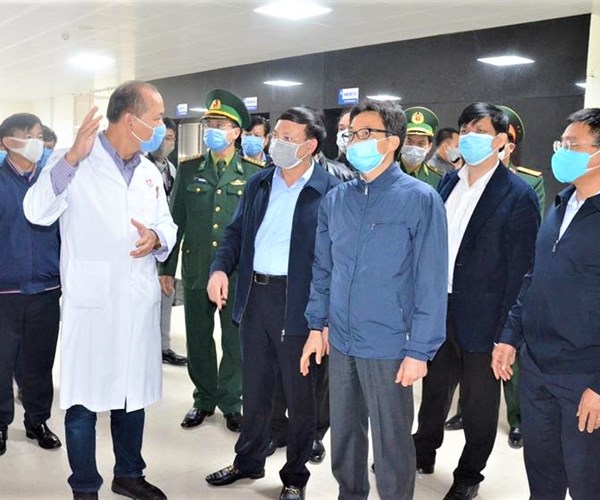Phó Thủ tướng Vũ Đức Đam kiểm tra công tác phòng, chống dịch tại Quảng Ninh - Anh 3