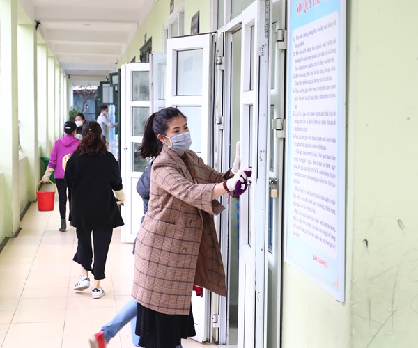 Ha Noi phun khu khuan lan 2 tai cac co so giao duc - Anh 7