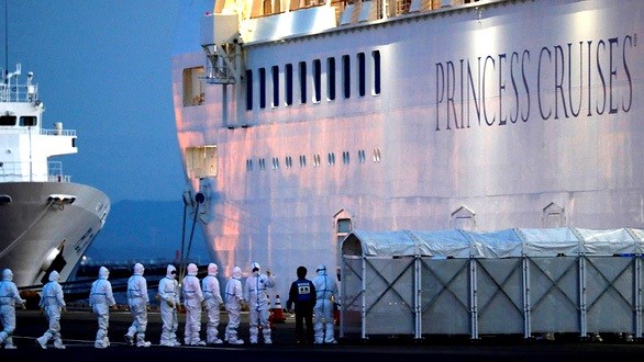 Đã có 174 người dương tính với Covid-19 trên tàu Diamond Princess - Anh 1