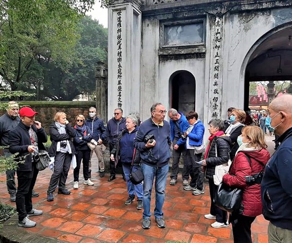 Du khách đến Việt Nam thời điểm này luôn được đảm bảo an toàn - Anh 1