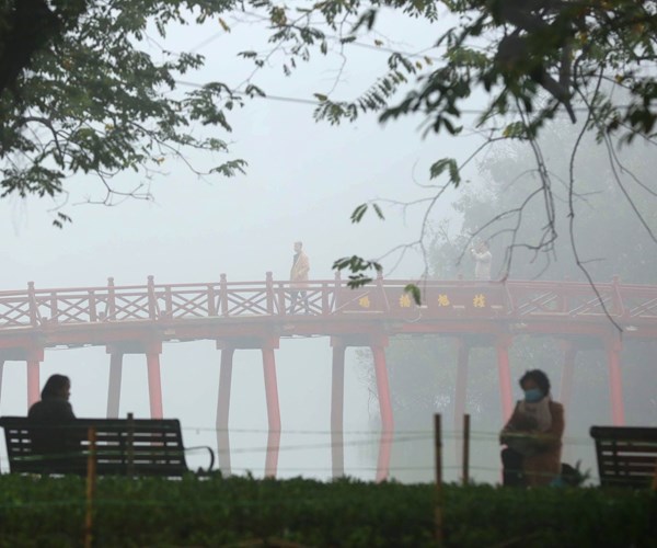 Hà Nội mịt mù trong màn sương dày đặc - Anh 1