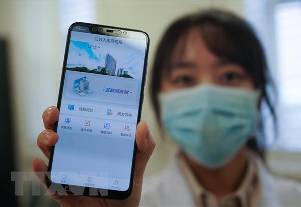 Tin giả có thể làm dịch bệnh Covid-19 diễn biến tệ hại hơn - Anh 1