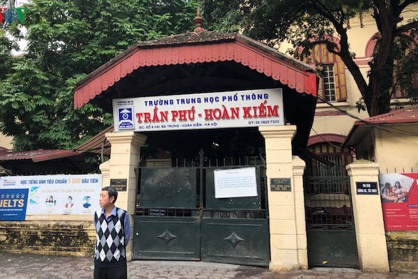Hà Nội tiếp tục cho học sinh nghỉ học phòng chống dịch Covid-19 - Anh 1