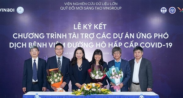 Vingroup tài trợ 20 tỉ đồng cho các nghiên cứu chống virus corona - Anh 3
