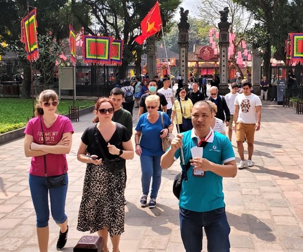 Tổng cục Du lịch ban hành Chương trình kích cầu quốc tế và nội địa ứng phó với dịch Covid-19 - Anh 1