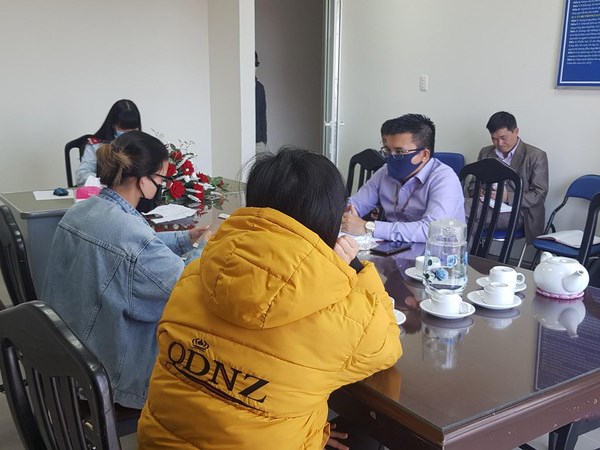 Xử phạt 3 chủ tài khoản Facebook đăng tin sai sự thật về Covid-19 - Anh 1