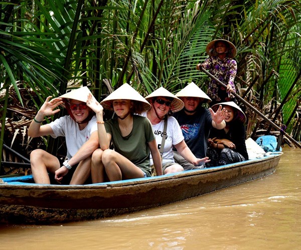 Bến Tre tạm dừng đón khách quốc tế - Anh 1