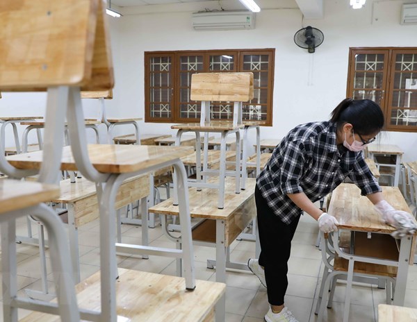 Hơn 500 triệu học sinh trên thế giới nghỉ học vì dịch bệnh Covid-19 - Anh 1