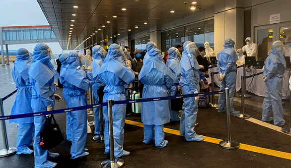 Thông báo cho hành khách các nước ASEAN cân nhắc mua vé máy bay đến Việt Nam - Anh 1
