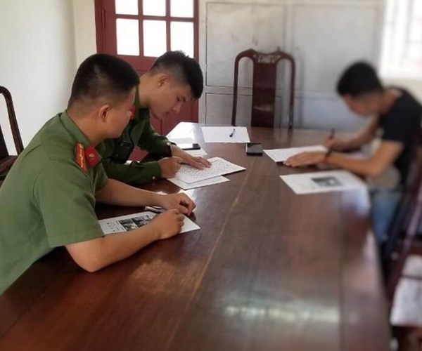 Triệu tập nam thanh niên đăng tin xuyên tạc khu cách ly dịch Covid-19 - Anh 1