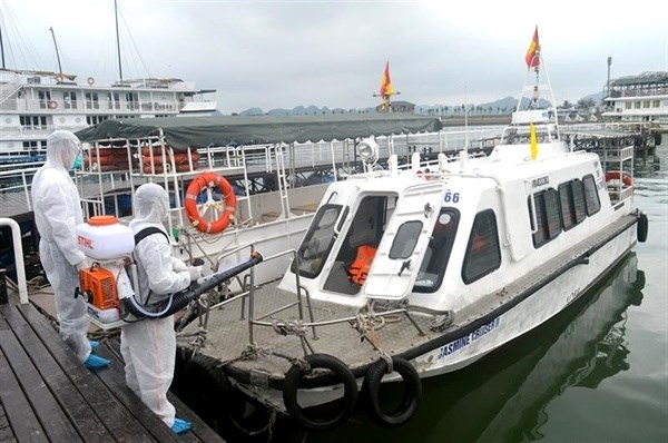 Quảng Ninh tiếp tục tạm dừng hoạt động vui chơi giải trí, du lịch - Anh 1